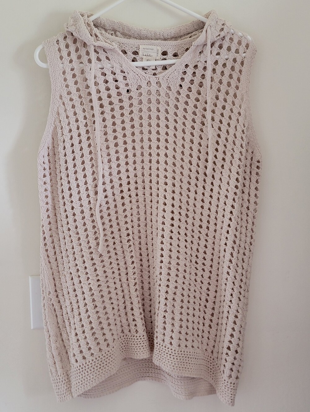 π Coastal Boho Vibes. SzL Artelier by Nicole Miller Open-Knit Hooded Vest βοΈ - Picture 2 of 11